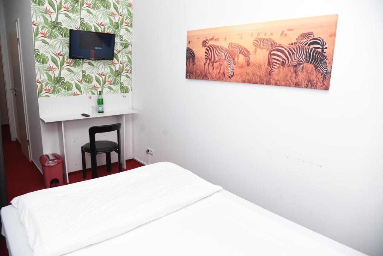Twinhof Hotel Hamburg Bagian luar foto